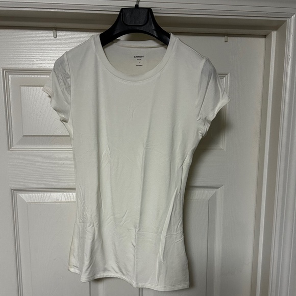 NEW Womens Express  Ivory Crew Neck Fitted T-Shirt Tee Short Sleeve Size Small - Picture 1 of 4